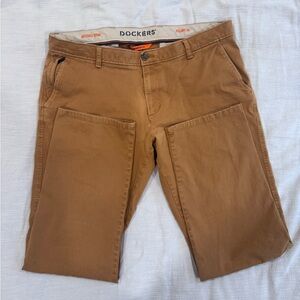Dockers Men's Brown Chinos